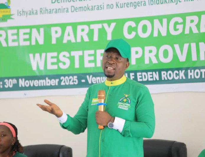 Abujuje ibyo basabwe bakwiye gufungurirwa vuba kuko amatorero n'amadini bifitiye Abanyarwanda umumaro munini